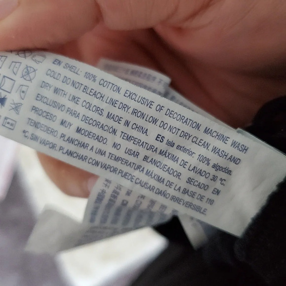 BLACK DENIM HIGH RISE CUTOFF SHORTS - Picture 2 of 7